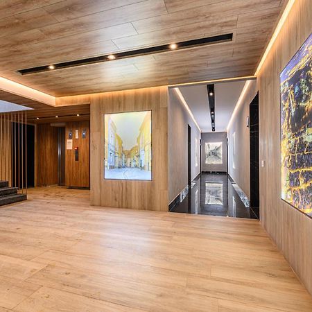 11 Apartments ブカレスト エクステリア 写真