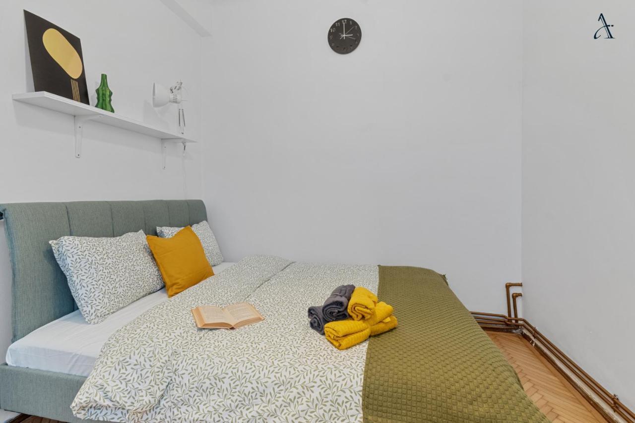 11 Apartments ブカレスト エクステリア 写真