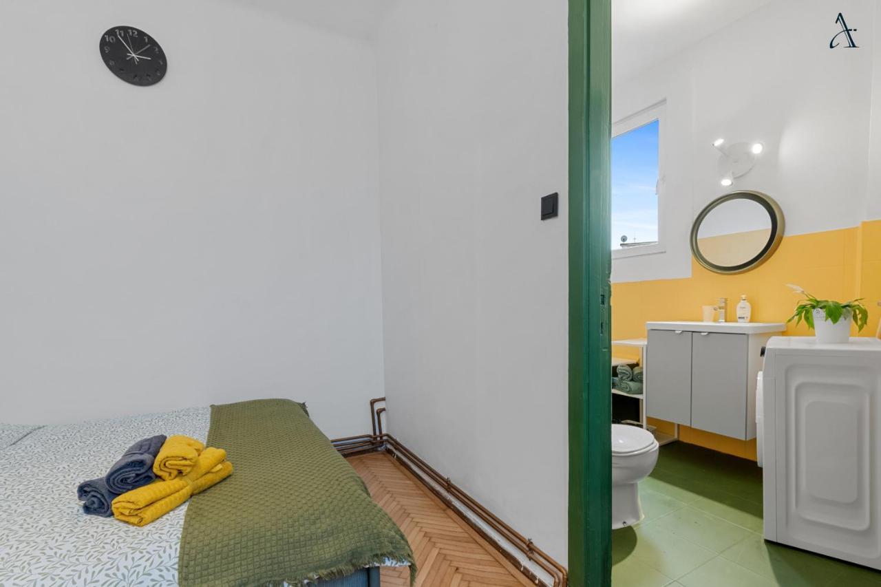 11 Apartments ブカレスト エクステリア 写真